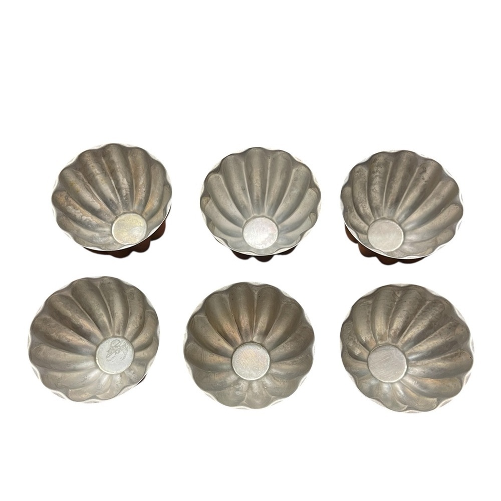 Vtg Aluminum Mini Cake Jello Molds 14 Pcs Swirl-8 Fluted-6 Bundt Tart Bakeware - Picture 6 of 8